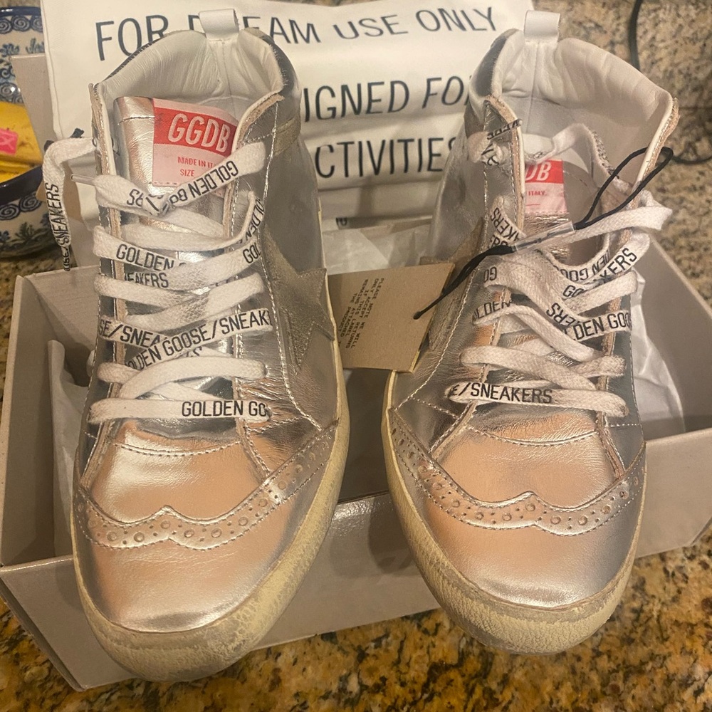 Golden Goose Sneakers size 39